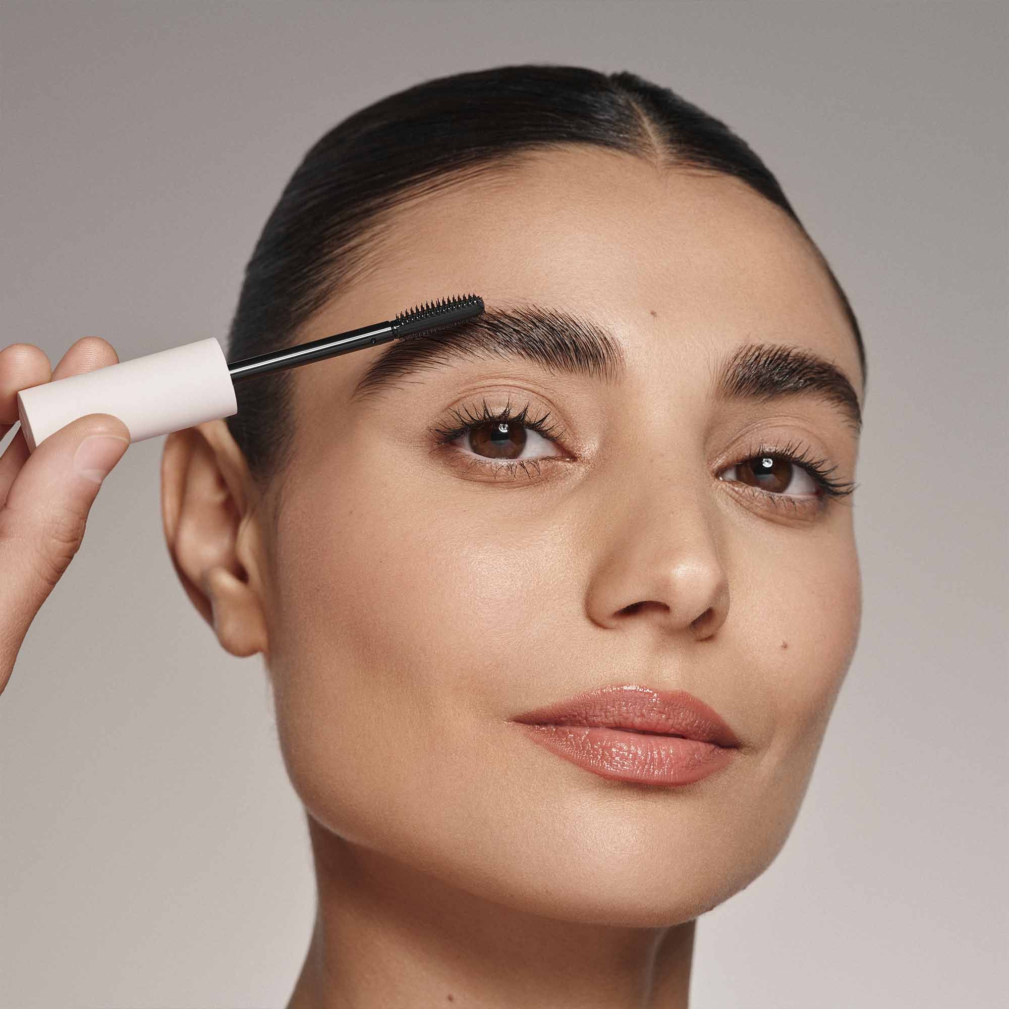Anastasia Beverly Hills Brow Freeze Gel foto 4