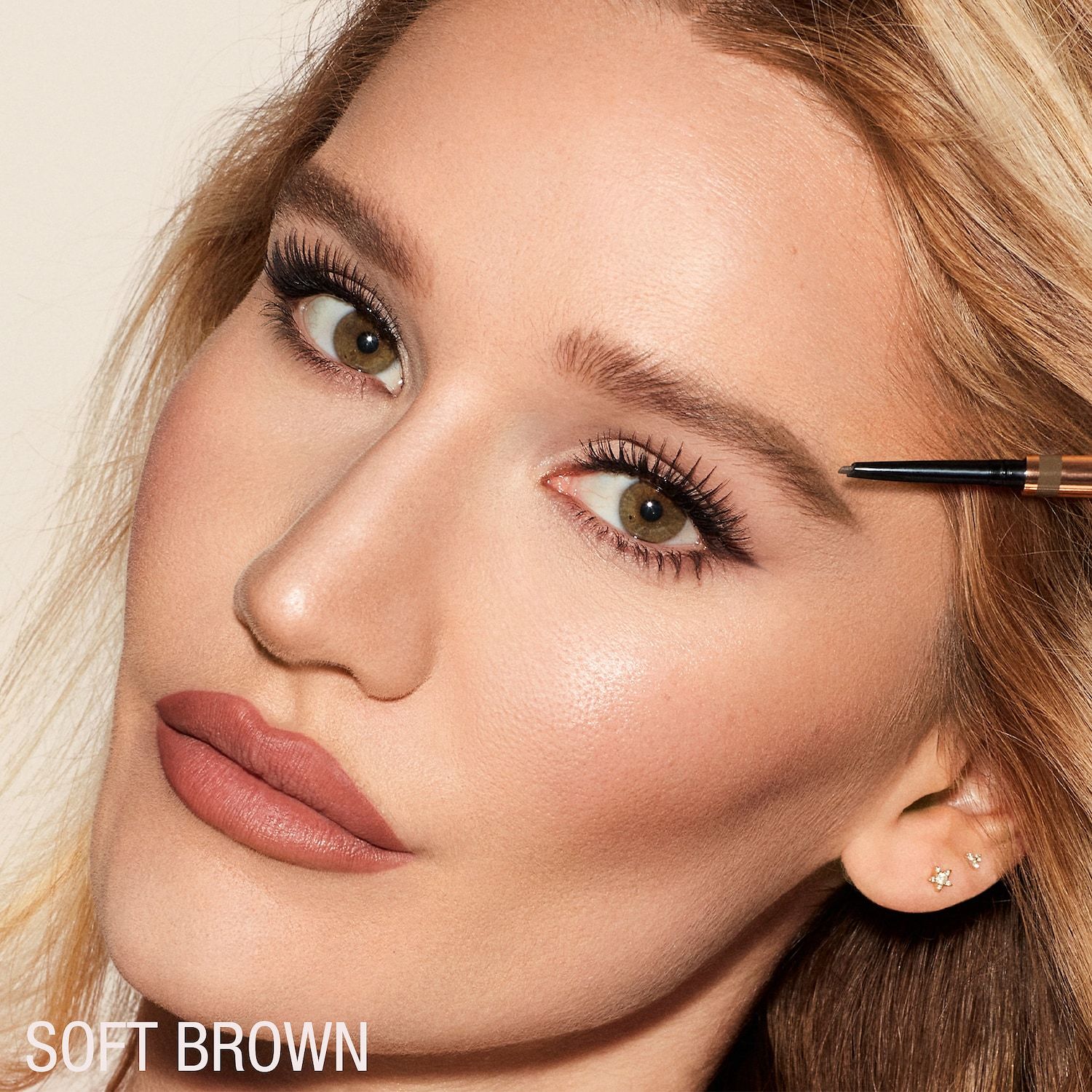 Charlotte Tilbury Brow Cheat foto 4