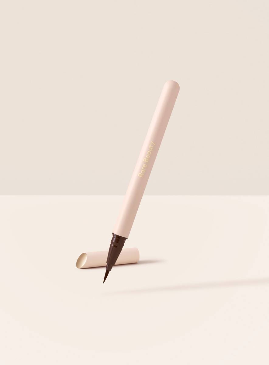 Rare Beauty Perfect Strokes Matte Liquid Eye Liner